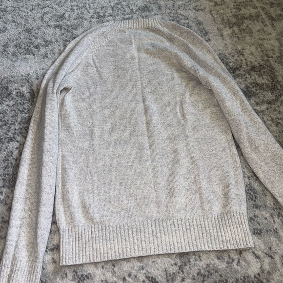 Banana Republic Linen Blend Sweater Heather Gray Size XS EUC like new - Picture 3 of 4